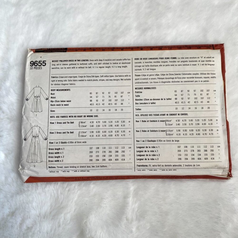 2 Simplicity Sewing Patterns - Picture 3 of 5